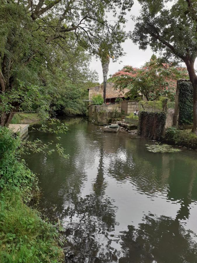 Le Clos Des Passiflores Pons Eksteriør bilde